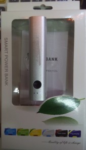 POWER BANK RICARICA EMERGENZA presa USB (5V 2500mAh) + LASER EMERGENZA segnalazione rosso - compattissimo e leggero (#551A)