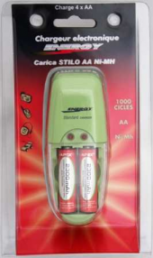 CARICASTILO ENERGY  CON 4 PILE VAPEX 2500MAH AA   ( 243B ) 