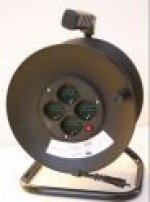 PROLUNGA 25 METRI AVVOLGITORE / N.4 PRESE BIPASSO 10/16/SCHUKO / con dispositivo protezione cut-off e pulsante riarmo 5I-H1 (#253 506253)