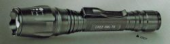 TORCIA LED CREE T6 TATTICA FASCIO MASSIMA POTENZA! METAL CON FASCIO ZOOM REGOLABILE CON 2 PILE RICARICABILI LI-ION 18650 E CARICAPILE INCLUSO USO EMERGENZA STROBO ANTIAGGRESSIONE (#591 COD.71CRE2)