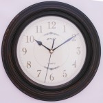 Orologio da Parete DIAM.28CM FINITURA LEGNO (#715 cod.81SVEWL8909)